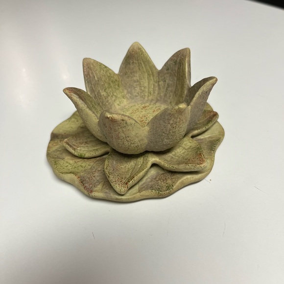 Yankee Candle Lily Pad Dragonfly Candle Holder - Picture 5 of 7